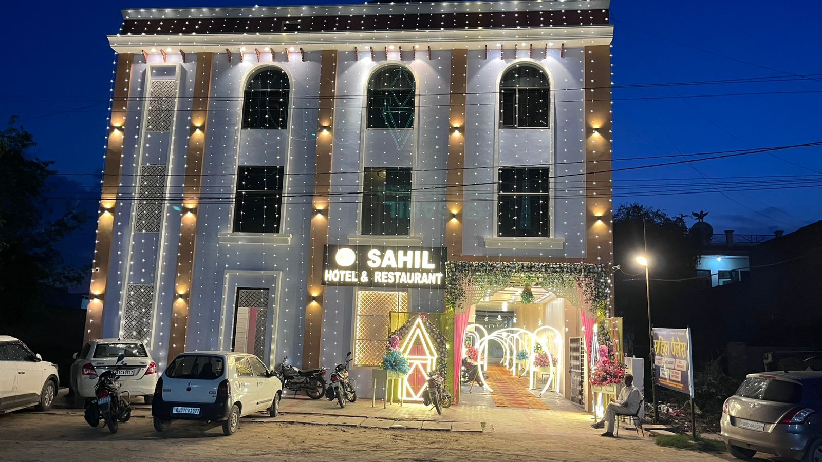 Sahil Palace Hotel exterior